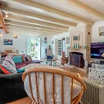 Holiday home Maison Au Bord De