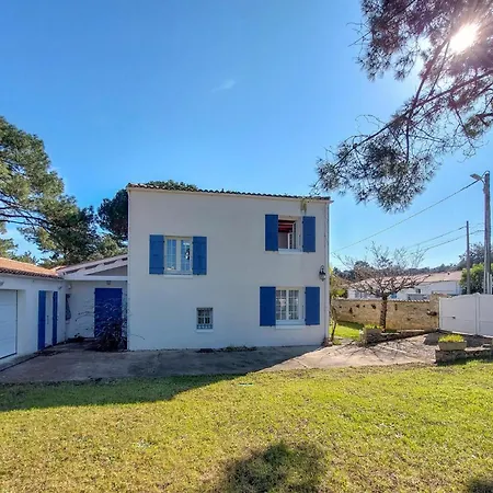 Maison Au Bord De بيت للعطل