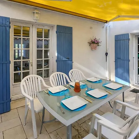Maison Au Bord De بيت للعطل