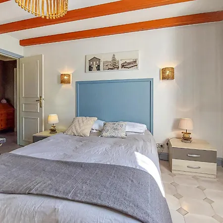 Holiday home Maison Au Bord De Saint-Georges-d'Oleron