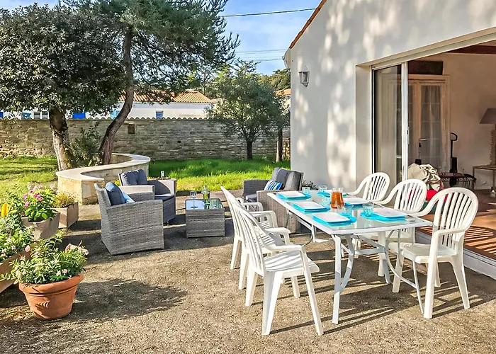 Holiday home Maison Au Bord De *