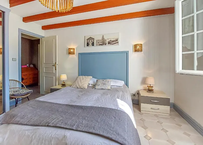 Holiday home Maison Au Bord De Saint-Georges-d'Oleron